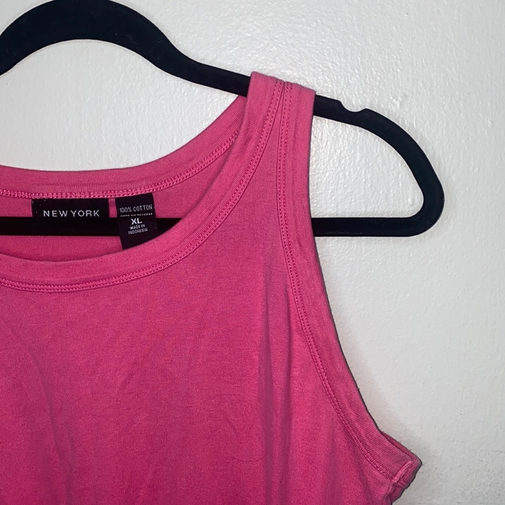 🪼Pink New York & Company Tank Top!